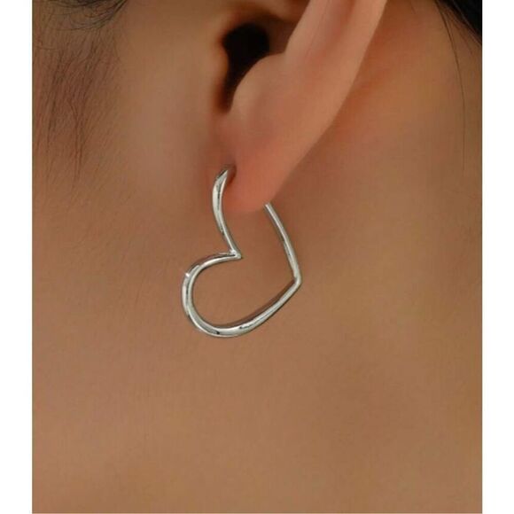Heart Hoop Earrings - Picture 4 of 4